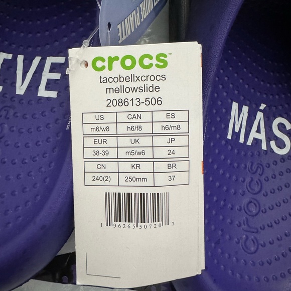 Taco Bell Crocs Brand New - Picture 6 of 7